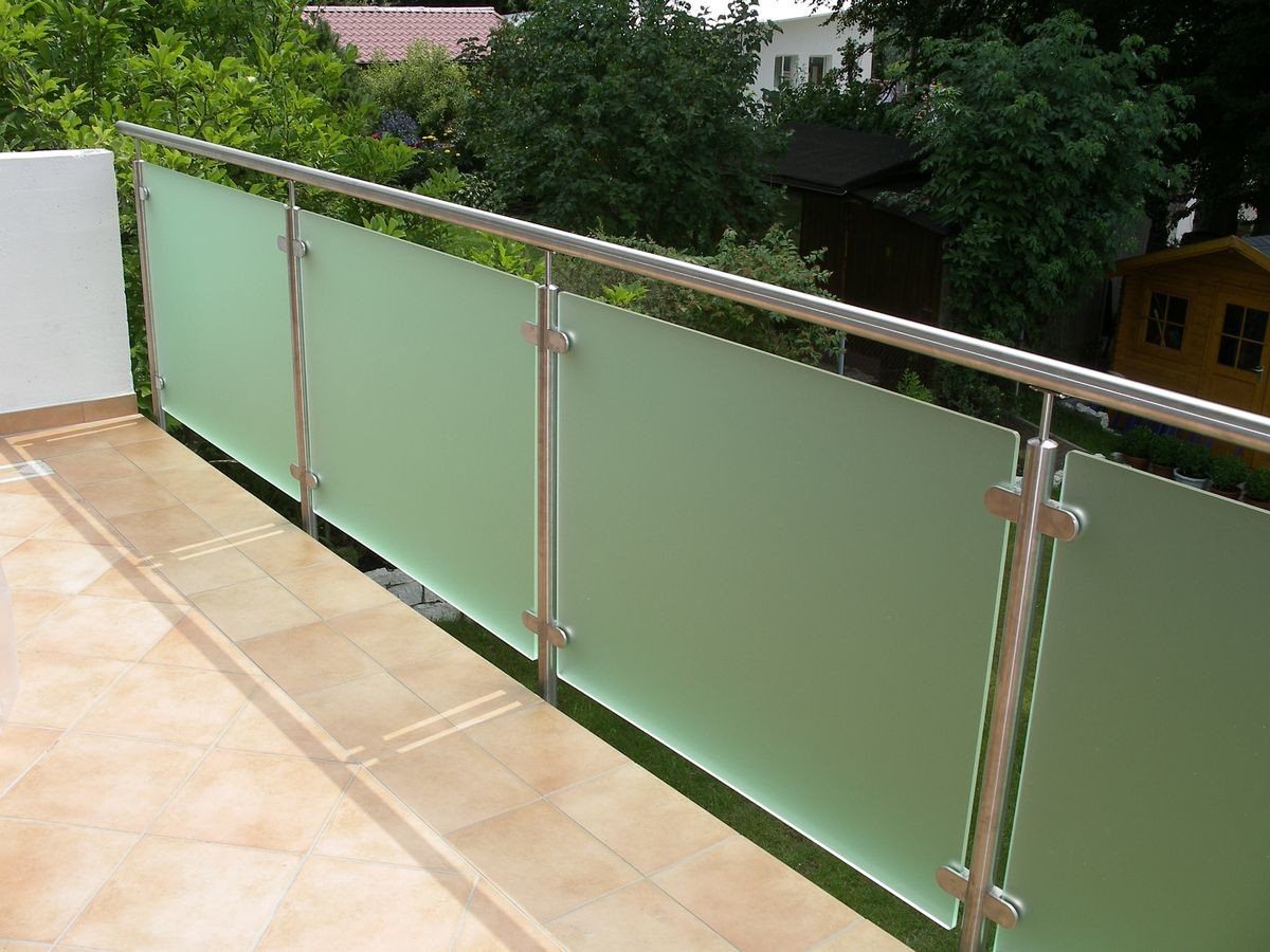 Balaustrada de vidro dos trilhos do balcão do projeto da instalação fácil espessura de vidro de 6mm - de 12.76mm